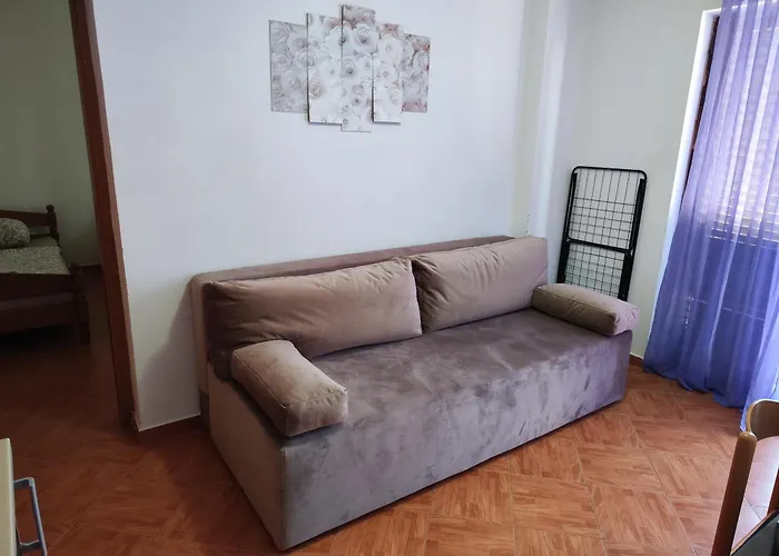 Apartments Ivo
