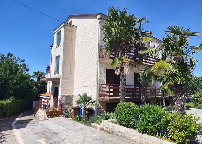 Apartments Ivo
