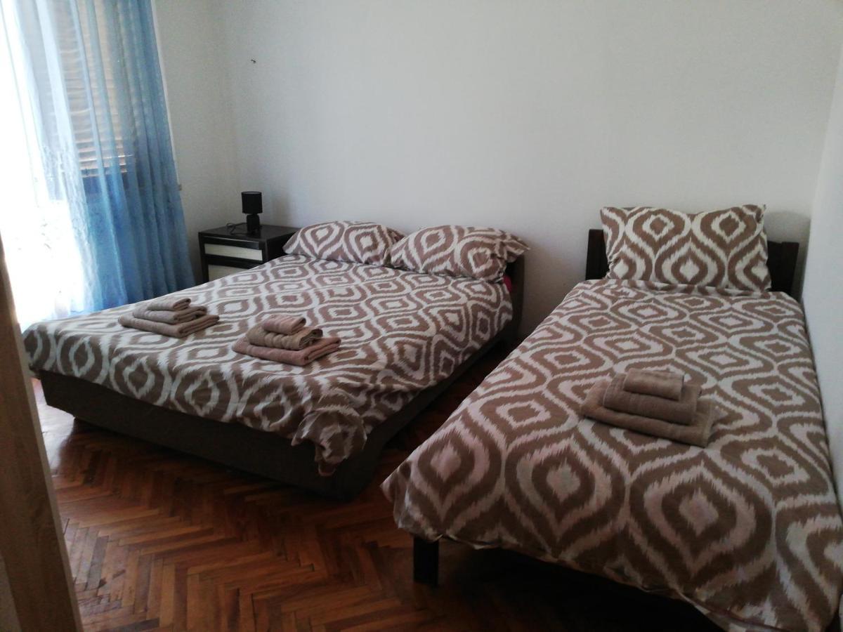 Ivo Apartman *