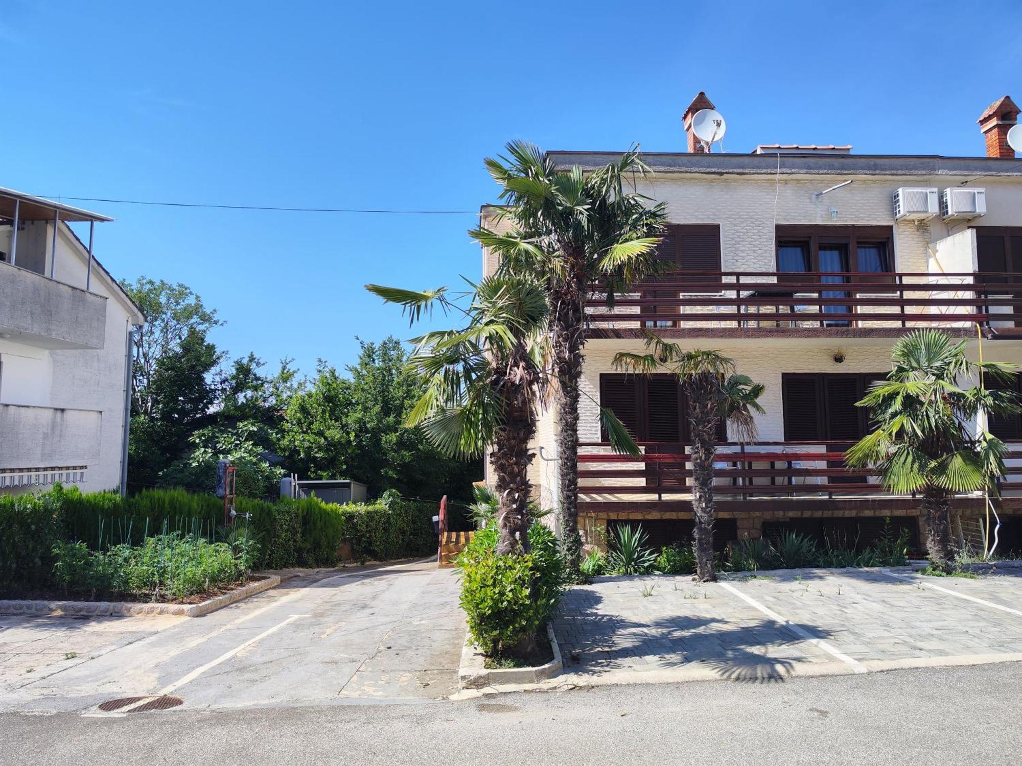 Ivo Apartman Njivice