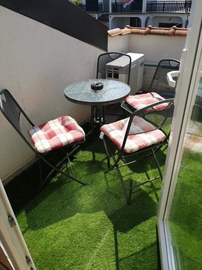 Apartment Ivo Njivice