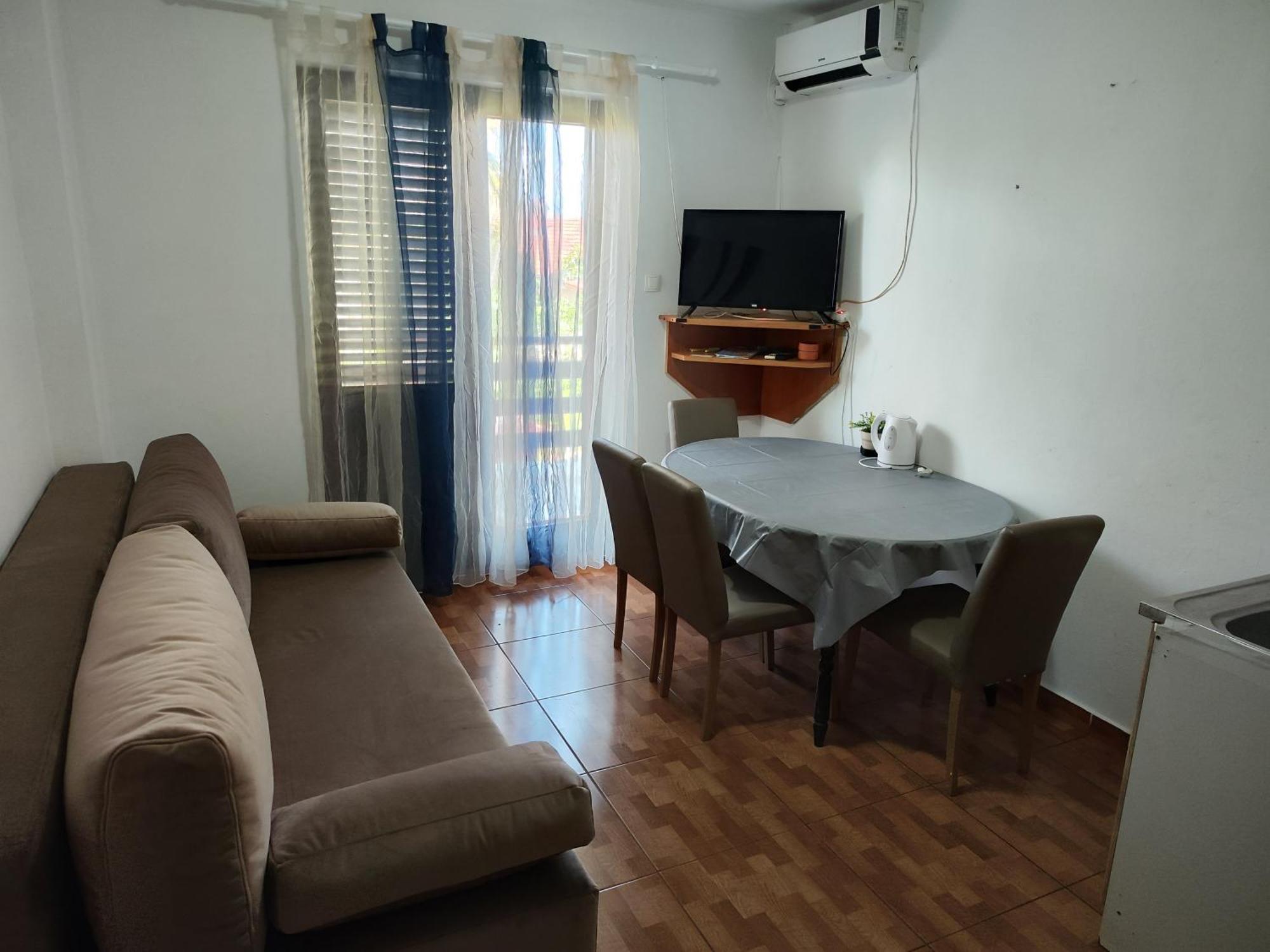 Apartment Ivo Njivice