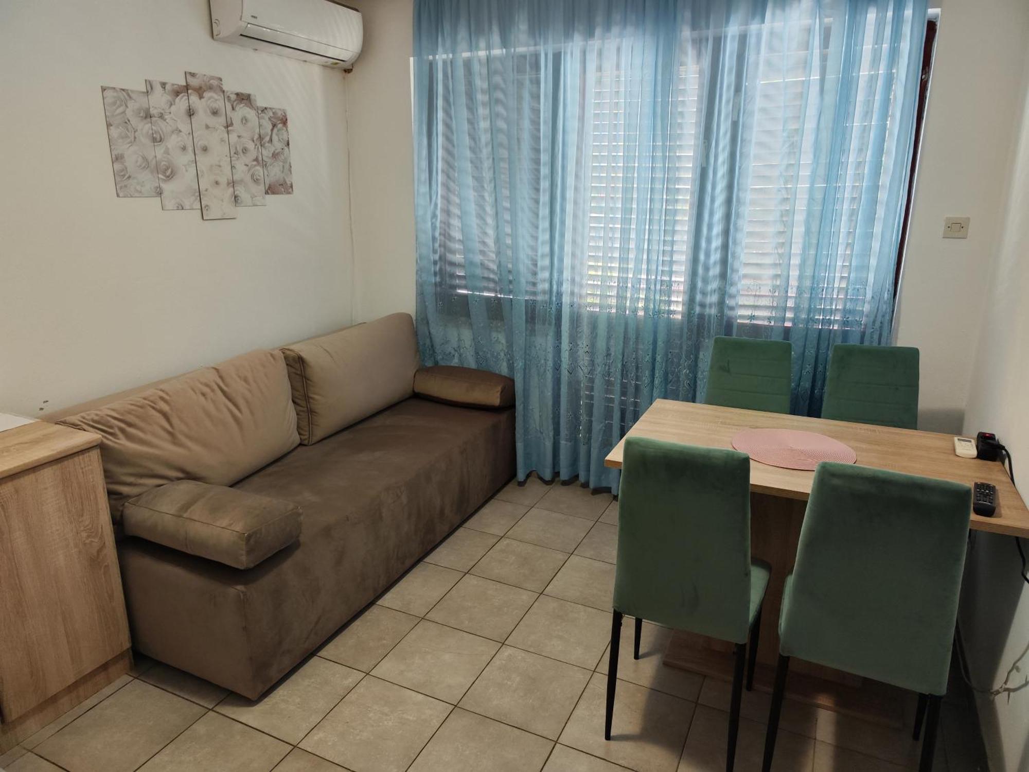 Apartment Ivo *